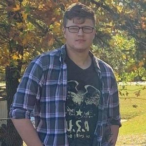 Meet your Posher, Thomas